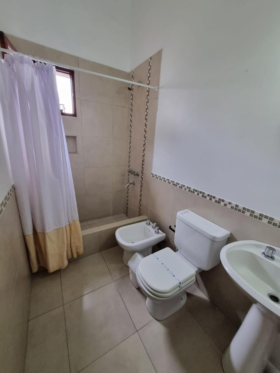 Casa Alvarado Hostel سالتا الغرفة الصورة